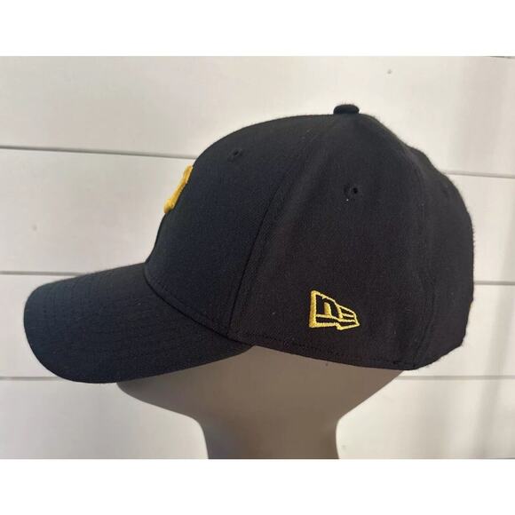 Pittsburgh Pirates New Era 39Thirty Flex Fit Hat Cap Black Size M/L - Picture 4 of 7
